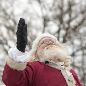 Vince Peschio - Holiday (Submitted)