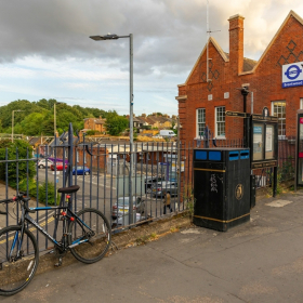 Essex Club - 17 Railway Station and Bicycle
