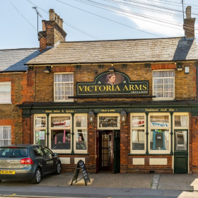 Essex Club - 27 Victoria Arms Public House