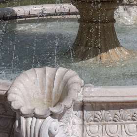 Elizabeth-Stead-Clarksville-Scavengers-Hunt-Outing-2