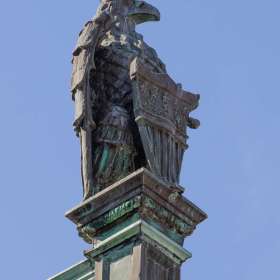 Elizabeth-Stead-Clarksville-Scavengers-Hunt-Outing