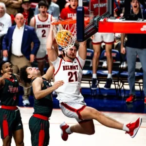 Megan Veldman - Basketball 3